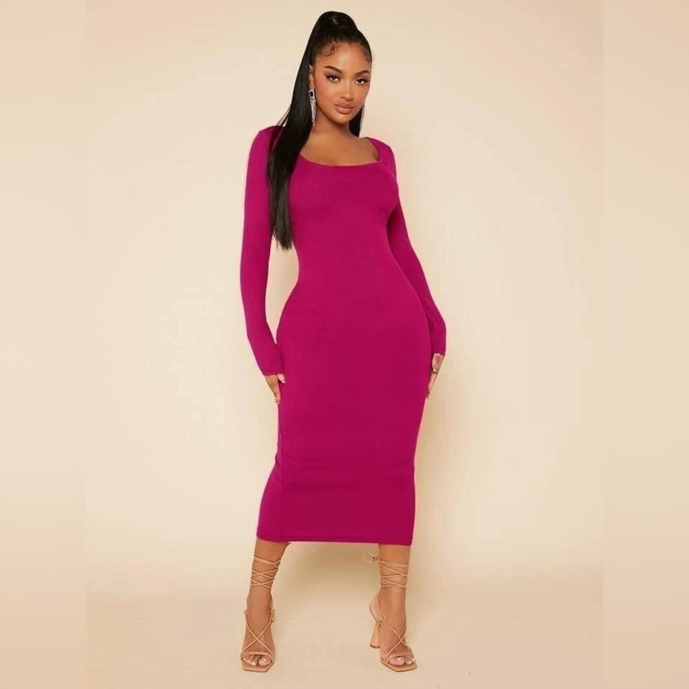 Size XS
SHEIN ribbed bodycon dress. NWT